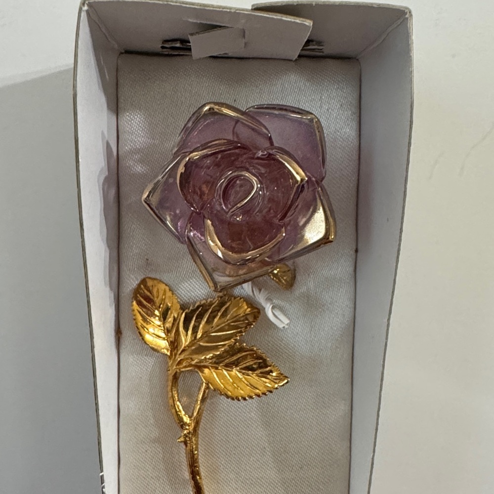 Rare Vintage Hand Crafted Glass Rose with Gold Stem 6" (Vintage) - Picture 2 of 6